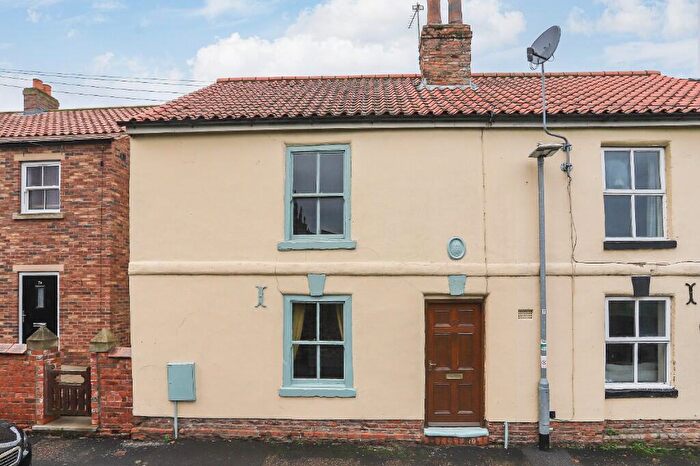 2 Bedroom Detached House For Sale In Church Lane, Snaith, DN14