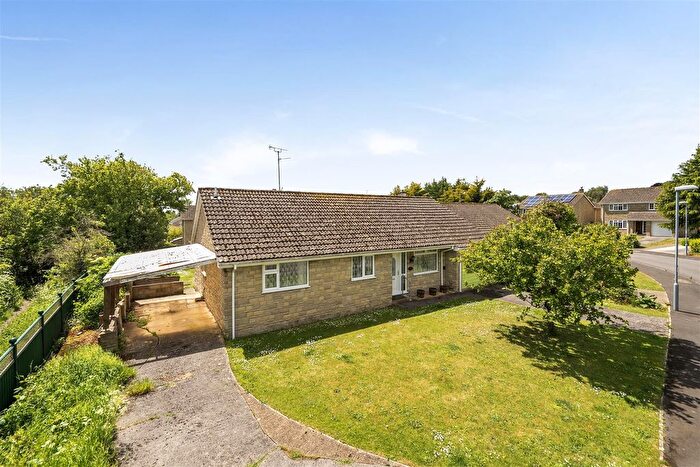 3 Bedroom Detached Bungalow For Sale In Kings Close, Longburton, Sherborne, DT9