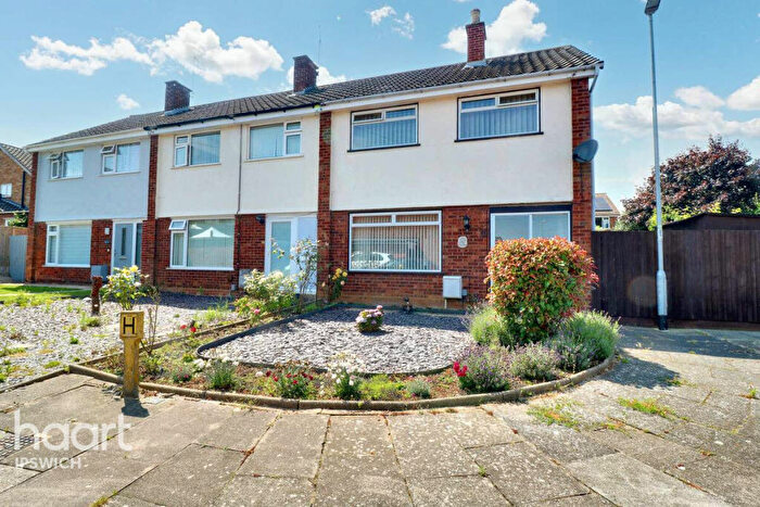 3 Bedroom End Of Terrace House For Sale In Agate Close, Ipswich, IP1