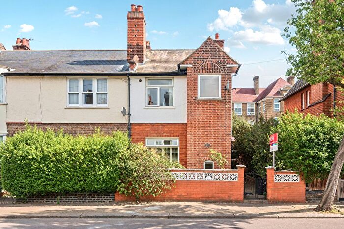 2 Bedroom End Terrace House For Sale In Derinton Road, Tooting, London, SW17