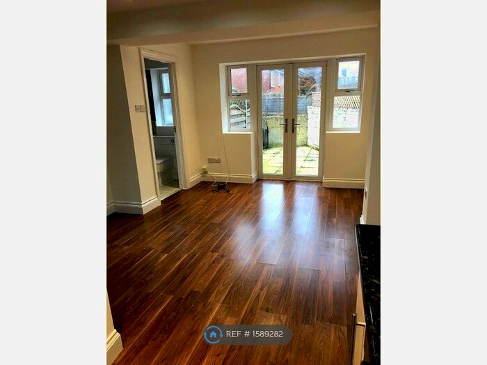 1 Bedroom Flat To Rent In Pevensey Bay, Pevensey Bay, Pevensey, East Sussex, BN24