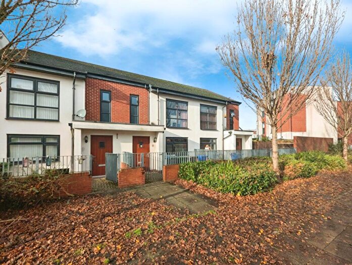 3 Bedroom Terraced House To Rent In Citizens Place, Manchester, Greater Manchester, M14