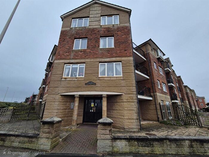 1 Bedroom Flat For Sale In Clifton Drive North, Lytham St. Annes, FY8