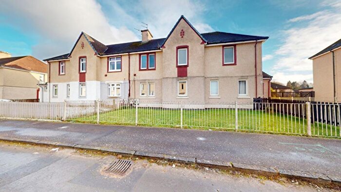 4 Bedroom Flat To Rent In Crindledyke Crescent, Wishaw, ML2