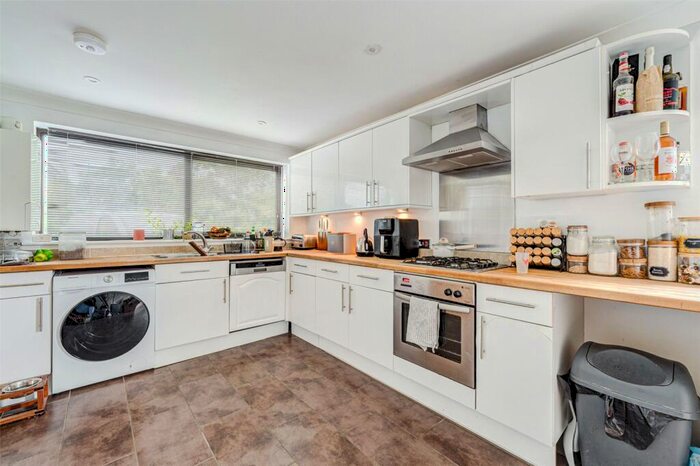 3 Bedroom End Of Terrace House For Sale In Freshbrook Road, Lancing, West Sussex, BN15