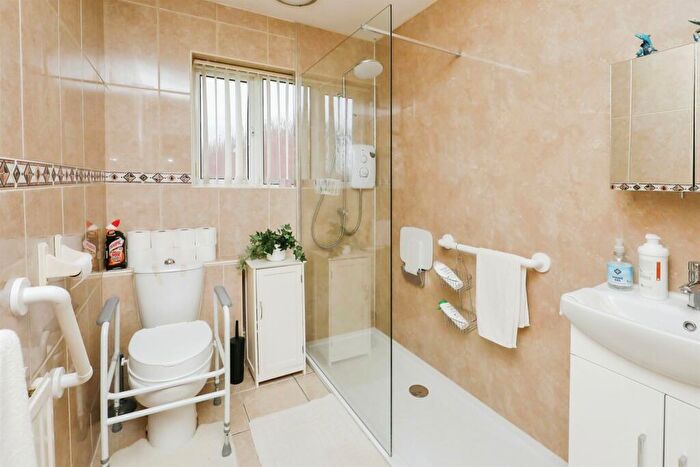 3 Bedroom Detached Bungalow For Sale In Dereham Road, Mattishall, Dereham, NR20