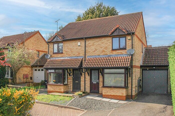 2 Bedroom Semi Detached House For Sale In Parsley Close, Walnut Tree, Milton Keynes, MK7