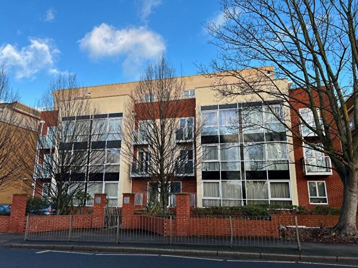 2 Bedroom Apartment To Rent In Woodcote Road, London, SM6