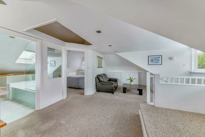 1 Bedroom Apartment To Rent In Second Avenue, London, NW4