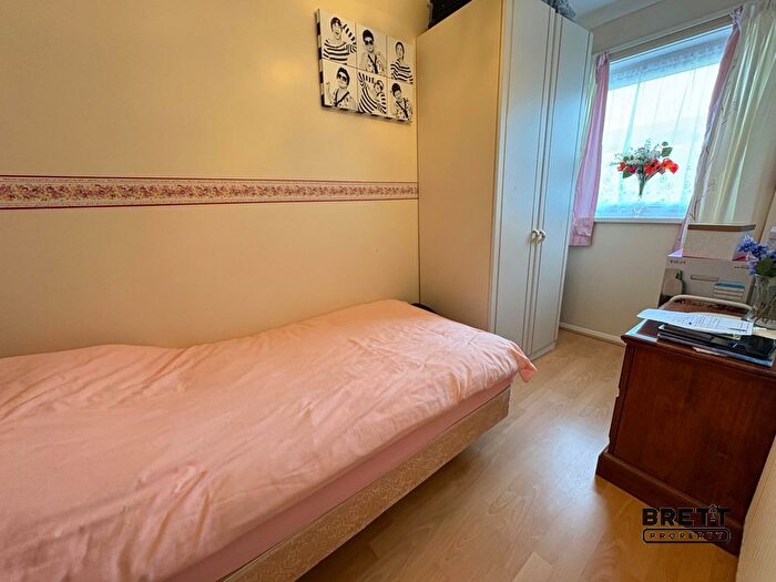 2 Bedroom Bungalow For Sale In Fleming Way, Neyland, Milford Haven, Pembrokeshire., SA73