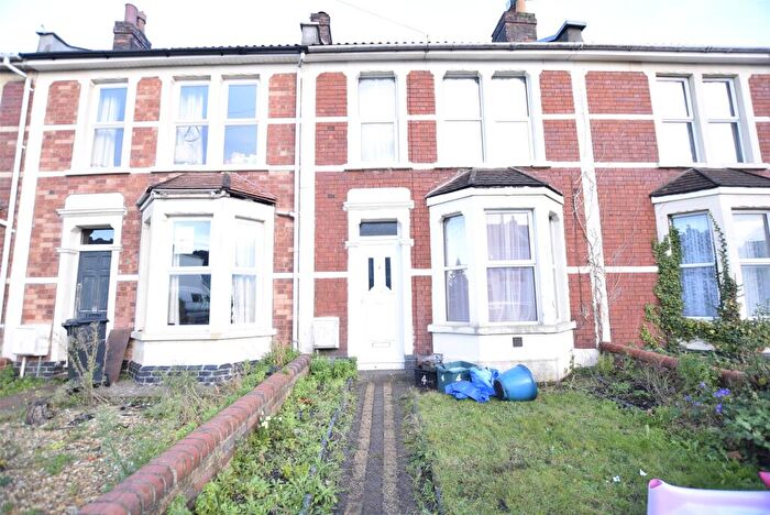 2 Bedroom Terraced House To Rent In Oakdene Avenue, Bristol, Somerset, BS5