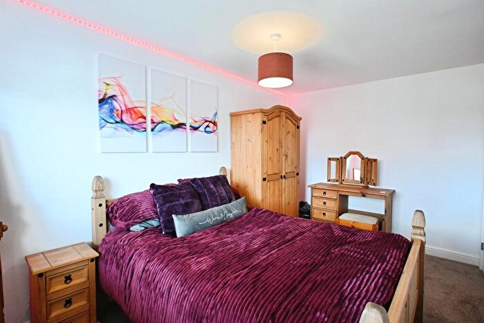 3 Bedroom Semi-Detached House For Sale In Queen Road, Kirton, Boston, PE20