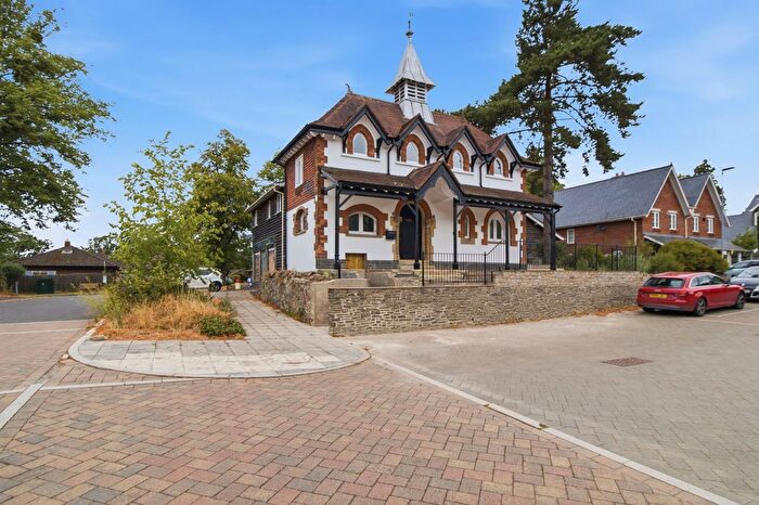 2 Bedroom Detached House For Sale In Walwyn Road, Malvern, WR13