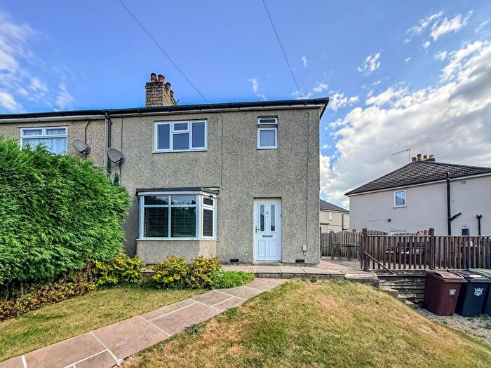 3 Bedroom Semi-Detached House For Sale In Sherwood Road, Buxton, SK17