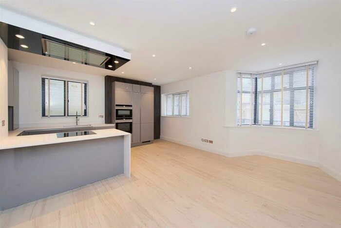 2 Bedroom Apartment To Rent In Middleton Road, Golders Green, London, NW11