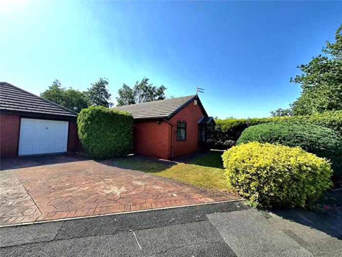 3 Bedroom Bungalow For Sale In Silverbirch Way, Whitby, Ellesmere Port, Cheshire, CH66