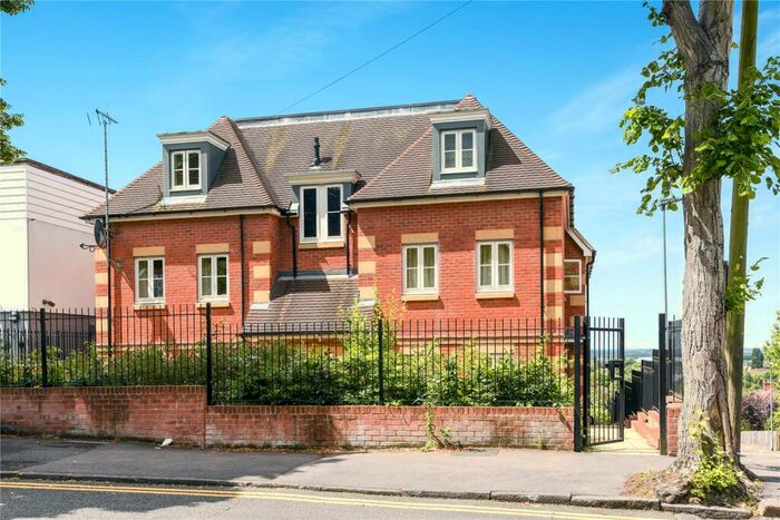 1 Bedroom Apartment To Rent In Lime Ridge, Northcourt Avenue, Reading, Berkshire, RG2