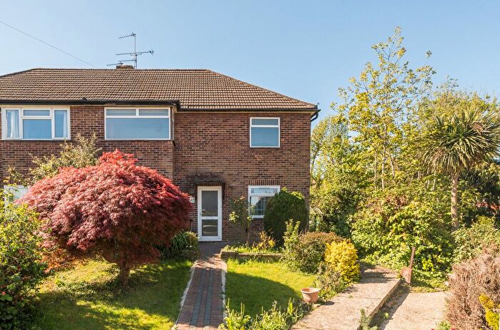 2 Bedroom Maisonette For Sale In Ranmoor Close, Harrow, HA1