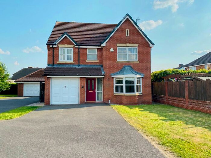 4 Bedroom House To Rent In Chandlers Croft, Ibstock, LE67