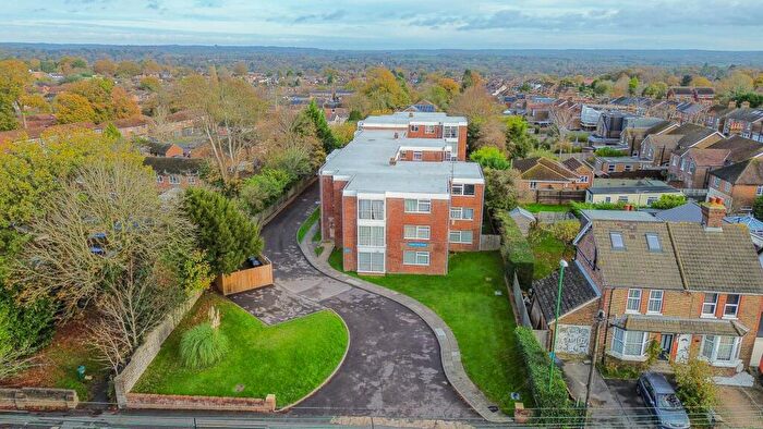 2 Bedroom Flat For Sale In Franklynn Road, Haywards Heath, RH16
