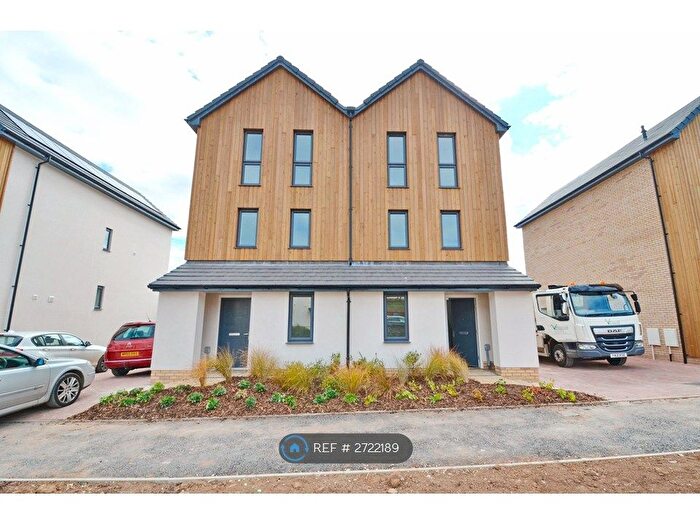 5 Bedroom Semi-Detached House To Rent In Clover Way, Stoke Gifford, Bristol, BS34