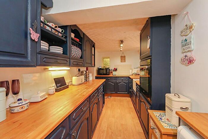 2 Bedroom Cottage For Sale In Chalk Hill, Great Cressingham, Thetford, IP25