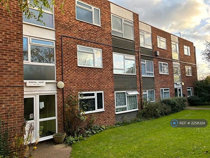 2 Bedroom Flat To Rent In Merton Road, Slough, SL1