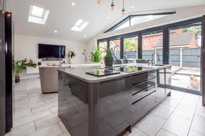 4 Bedroom Detached House For Sale In Marquess Way, M24