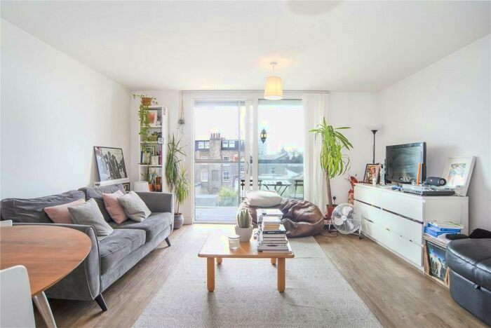 2 Bedroom Apartment To Rent In Marley House, Roseberry Place, London, E8