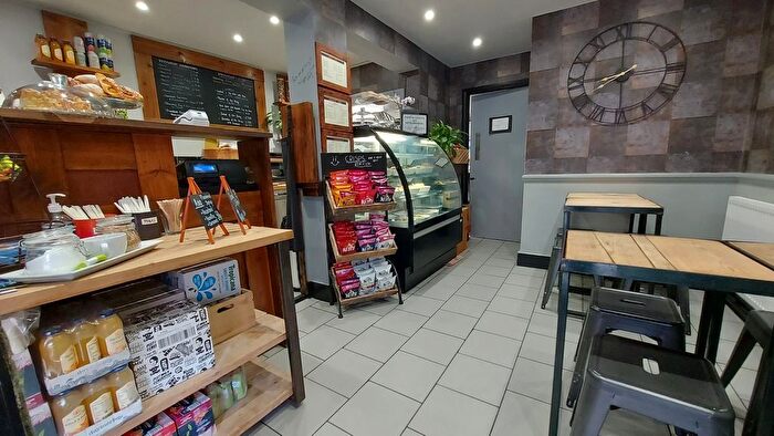 Studio To Rent In Warple Way, Acton, W3