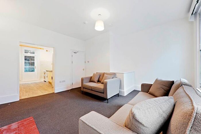 4 Bedroom Maisonette To Rent In Park Street, Borough Market, Borough, SE1