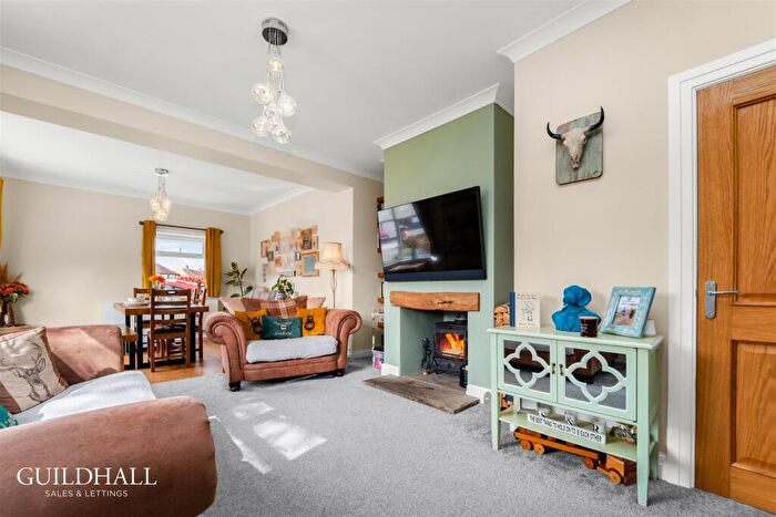 3 Bedroom Semi-Detached Bungalow For Sale In West Park Avenue, Ashton-On-Ribble, Preston, PR2