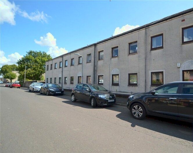 3 Bedroom Flat To Rent In South William Street, Johnstone, PA5