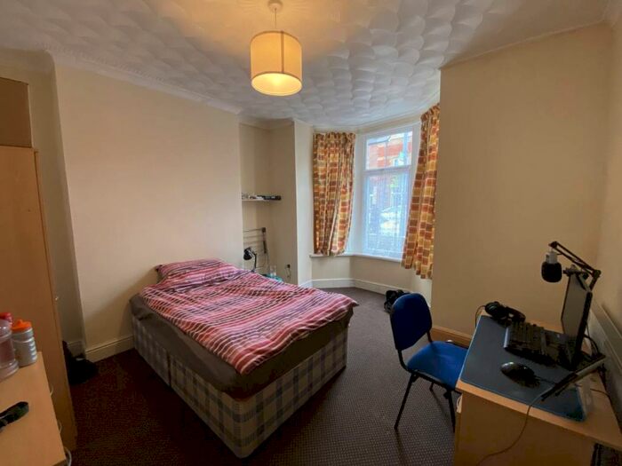 6 Bedroom House To Rent In Salisbury Road, Cathays, Cardiff, CF24