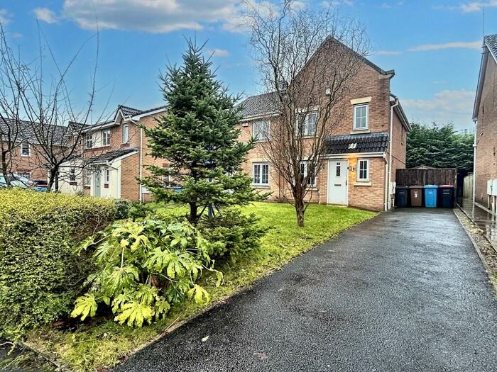 3 Bedroom Semi-Detached House To Rent In Lawndale Drive, Worsley, M28