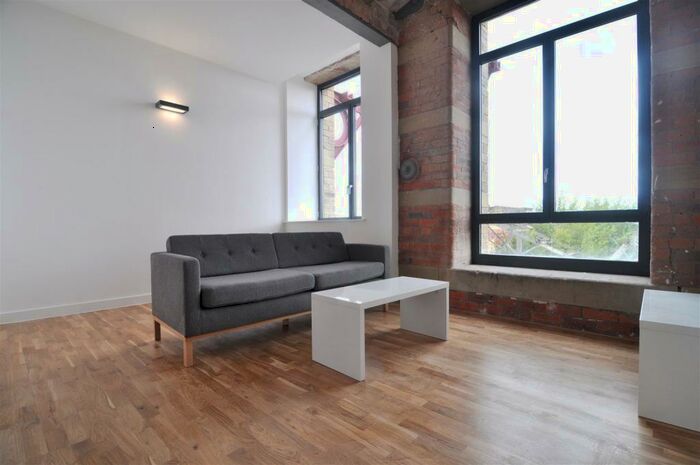 1 Bedroom Flat To Rent In Lilycroft Road, Bradford, BD9