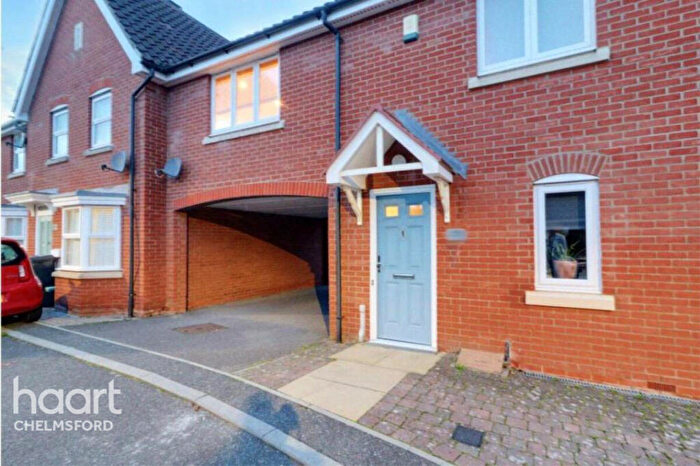 2 Bedroom Coach House To Rent In Old Moors, Chelmsford, CM3