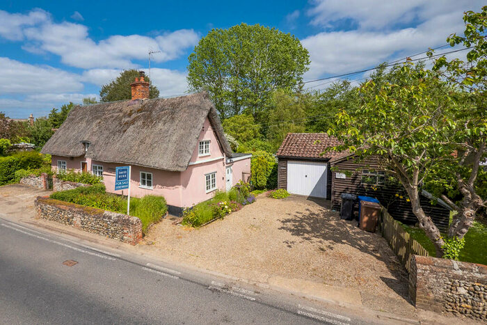 4 Bedroom Detached House For Sale In Hartest, Bury St. Edmunds, Suffolk, IP29