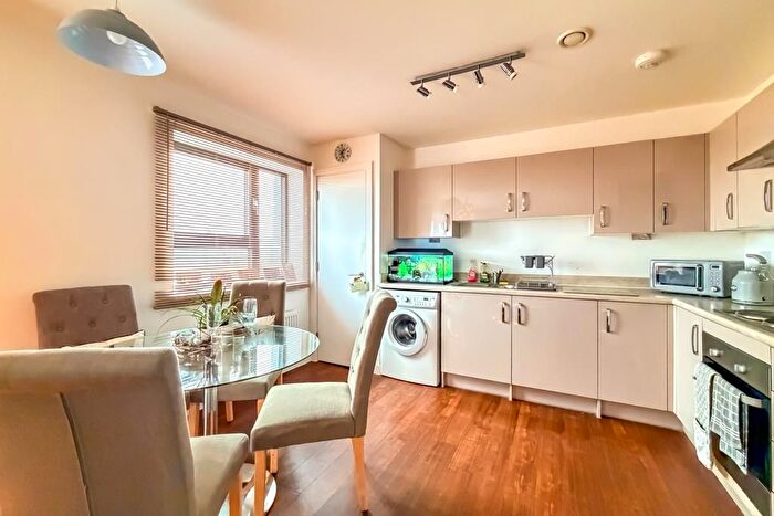 2 Bedroom Flat For Sale In Cole House, Kenway, Southend-On-Sea, Essex, SS2