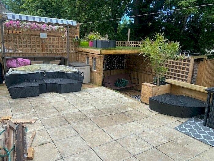 1 Bedroom Flat To Rent In Moorland Road, Bournemouth, BH1