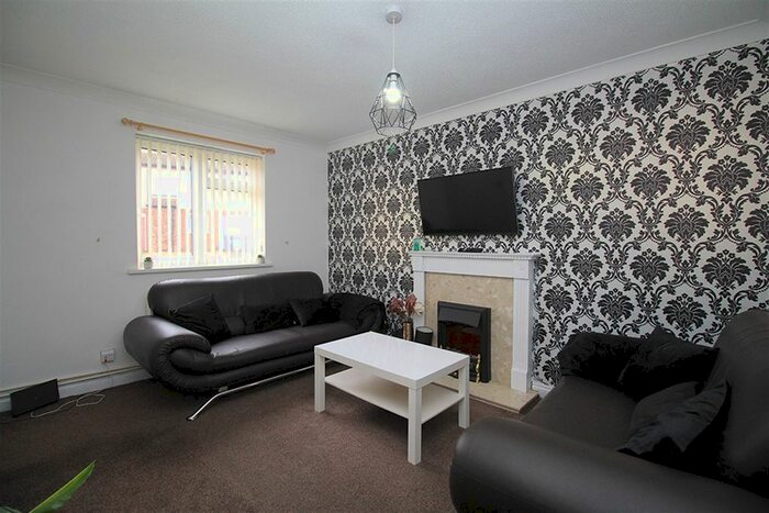 2 Bedroom Semi-Detached House To Rent In Abberton Way, Loughborough LE11