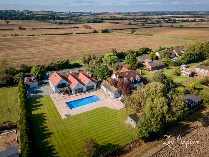 6 Bedroom Detached House For Sale In Main Road, Mundon, Maldon CM9