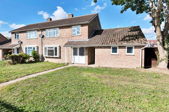 3 Bedroom Semi-Detached House To Rent In The Causeway, Bassingbourn, SG8