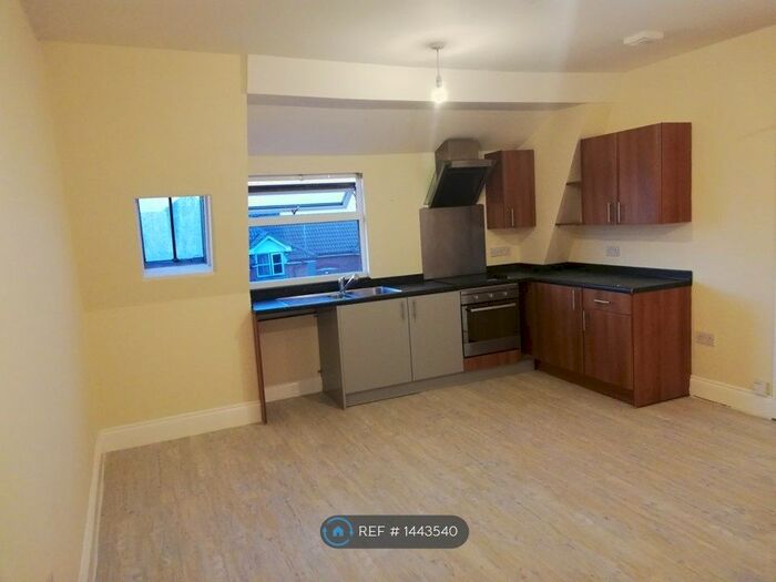 2 Bedroom Flat To Rent In Ashley Road, Poole, BH14