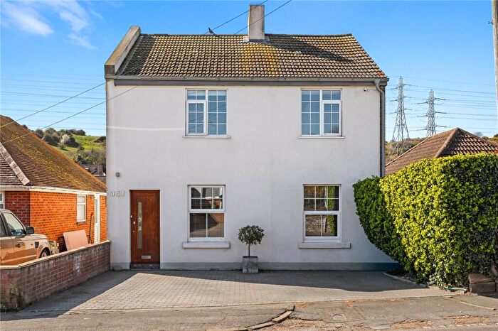4 Bedroom Detached House For Sale In Mile Oak Road, Portslade, Brighton, East Sussex, BN41