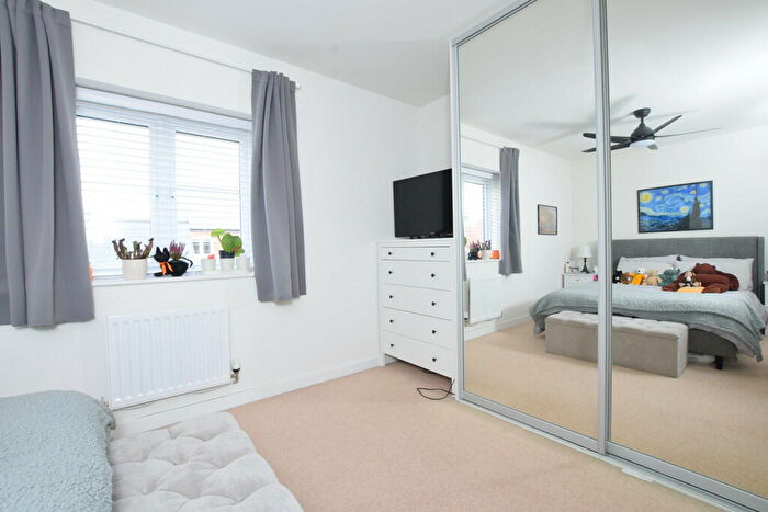 2 Bedroom Semi-Detached House For Sale In Walston Way, Brampton, PE28