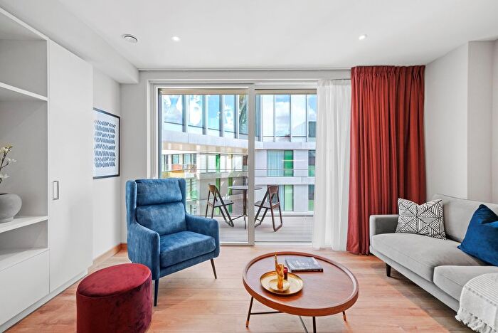 1 Bedroom Flat To Rent In , Anthems Way, London, E20