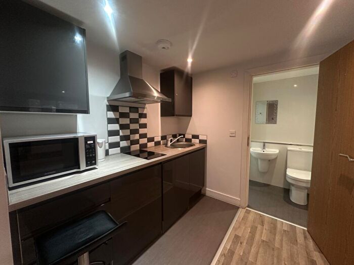 1 Bedroom Apartment To Rent In Kirkgate, Huddersfield, HD1