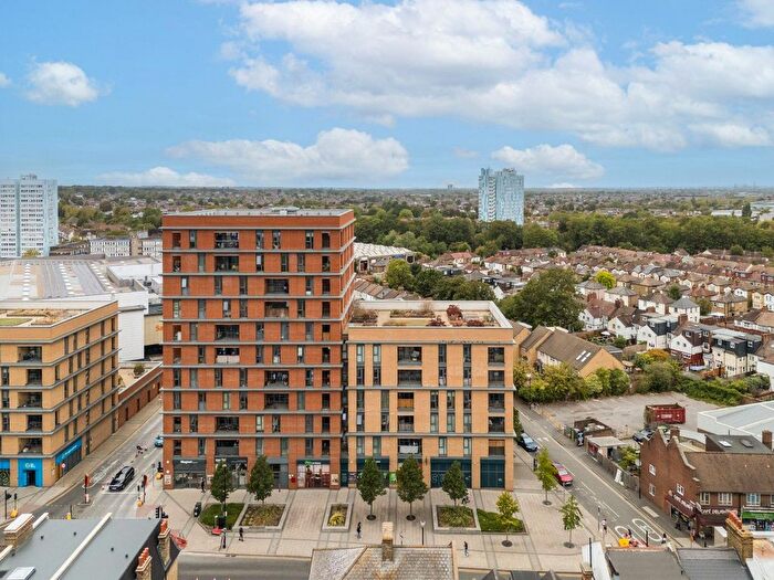 2 Bedroom Flat For Sale In High Street, Sutton, SM1