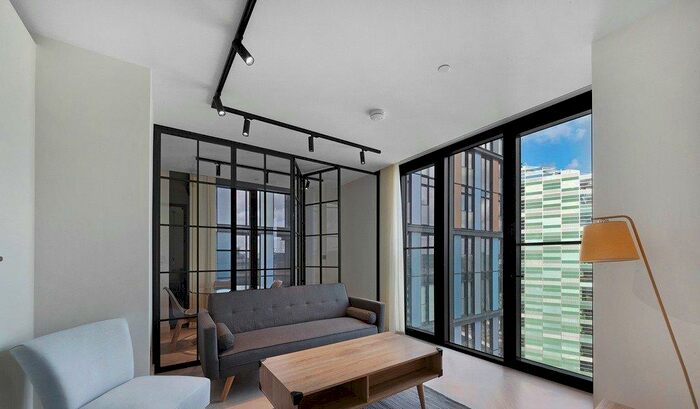 1 Bedroom Apartment To Rent In Sun Street, London, EC2A